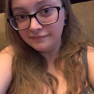 Meet your Posher, Tessa